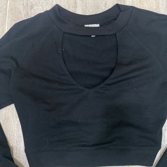 Choker neck black crop top sweater - Picture 8 of 8